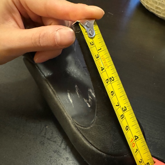 Black heels - Picture 8 of 8